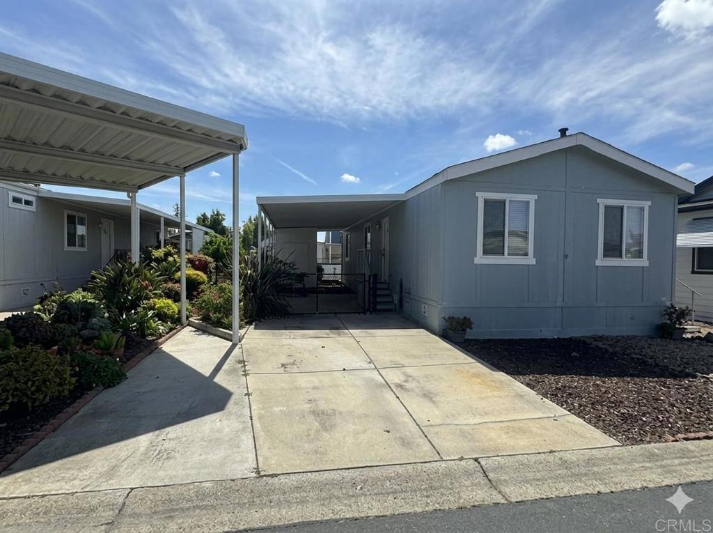 1600 E. Vista Way Space 37