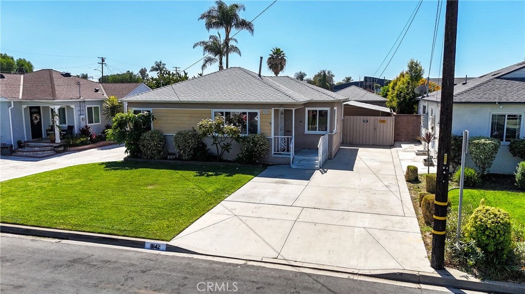 9142 Rendalia Street
