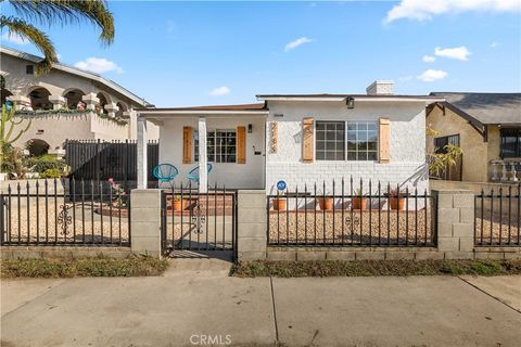 Photo of 2186 Lime Avenue, Long Beach, CA 90806 (MLS # SB25270901)
