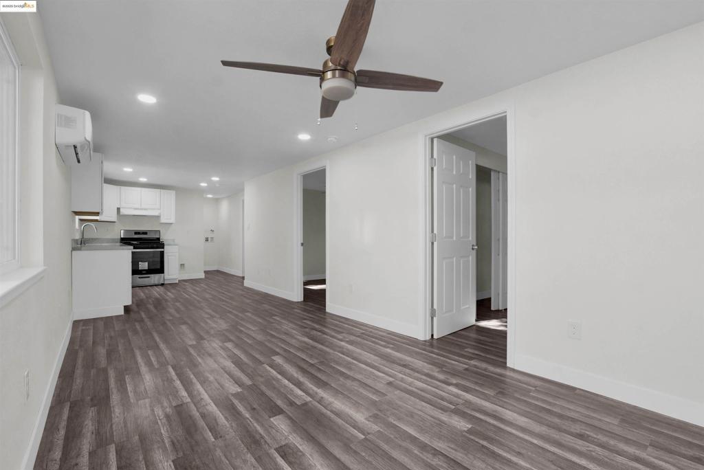 BRENTWOOD - Residential Lease