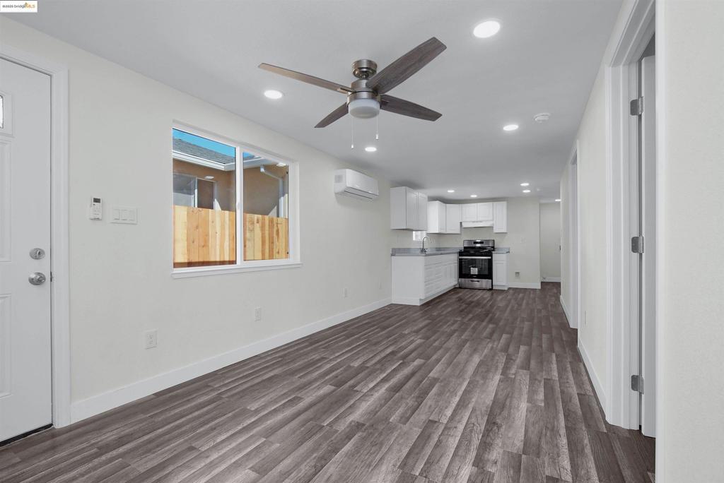 BRENTWOOD - Residential Lease