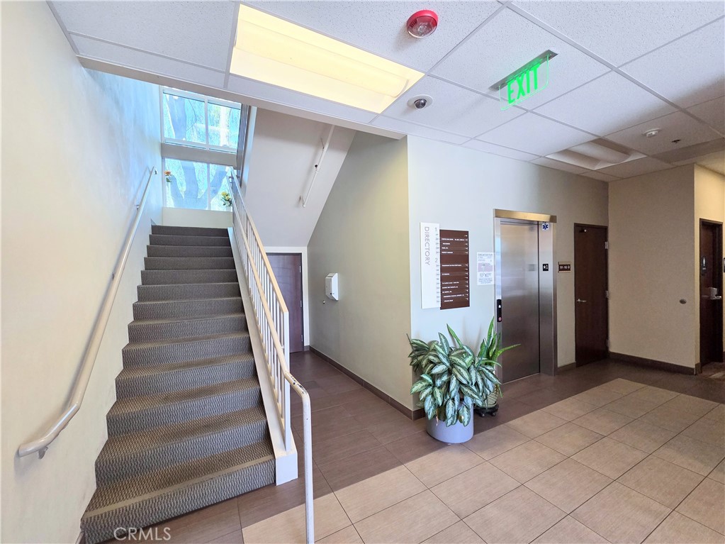 19112 Gridley Rd 214