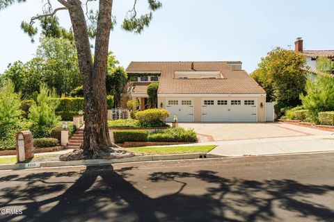 Photo of 8639 Lindante Drive, Whittier, CA 90603 (MLS # P1-27216)