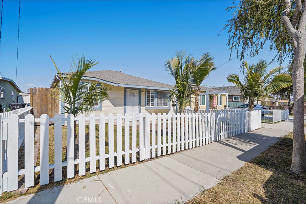 4623 W 160th Street