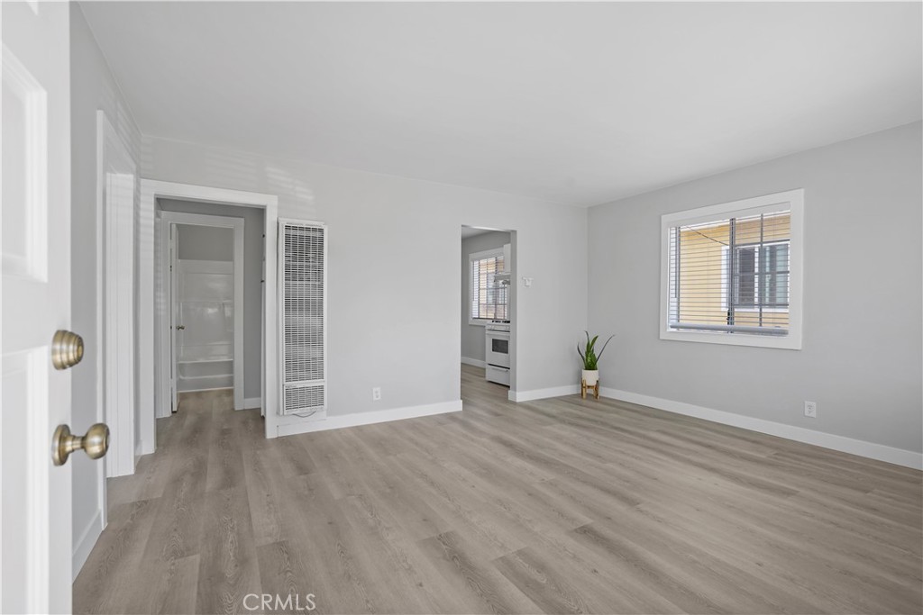 4623 W 160th Street