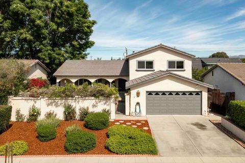 Photo of 271 Copco Lane, San Jose, CA 95123 (MLS # ML82040851)