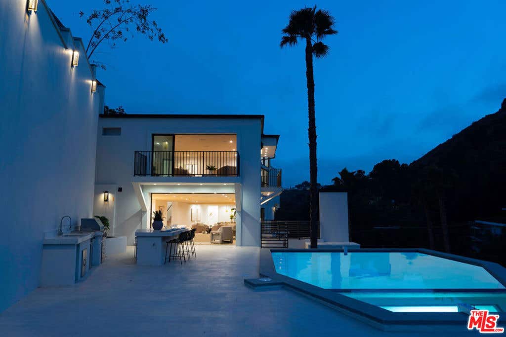 Photo of 2256 Nichols Canyon Road, Los Angeles, CA 90046 (MLS # 26662739)