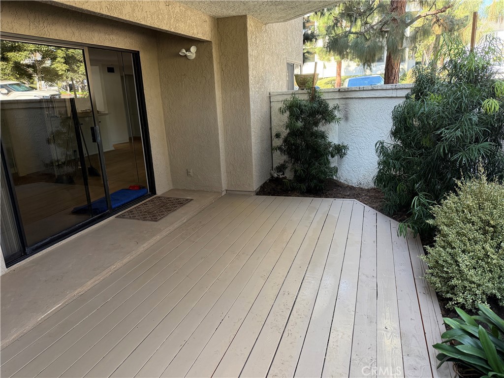 950 Cagney Lane 106