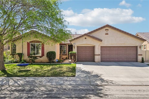 Photo of 1471 Hunter Moon Way, Beaumont, CA 92223 (MLS # CV26062310)