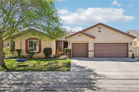 Photo of 1471 Hunter Moon Way, Beaumont, CA 92223 (MLS # CV26062310)
