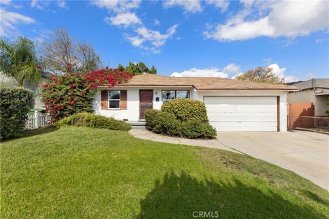 Photo of 9923 Lull Street, Burbank, CA 91504 (MLS # SR26232171)