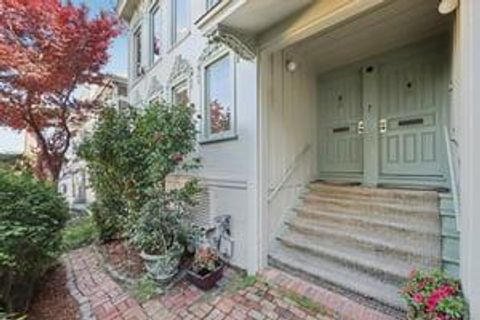 Photo of 1517 Macondray Lane, San Francisco, CA 94133 (MLS # ML82039012)