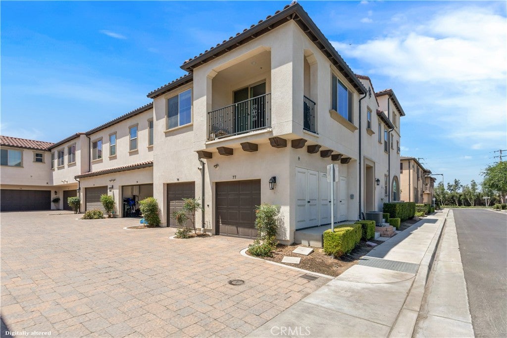 2818 E Berry Loop Privado 77
