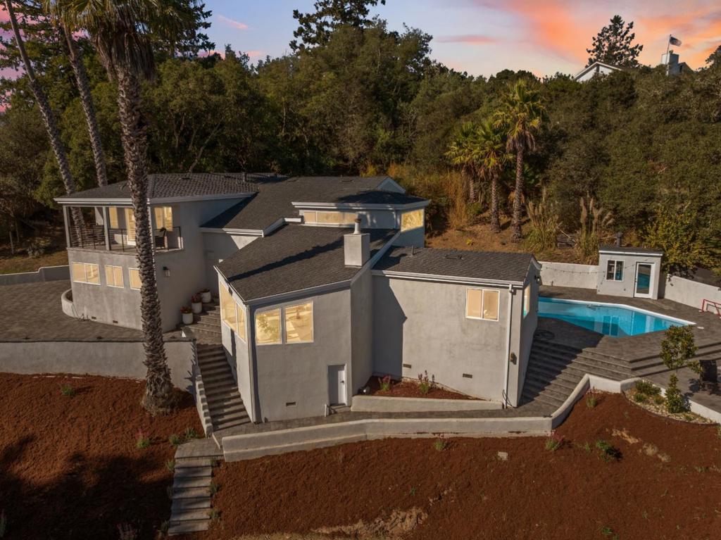 532 Moonrise Lane