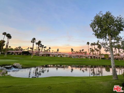 Photo of 38689 Dahlia Way, Palm Desert, CA 92211 (MLS # 26641577)