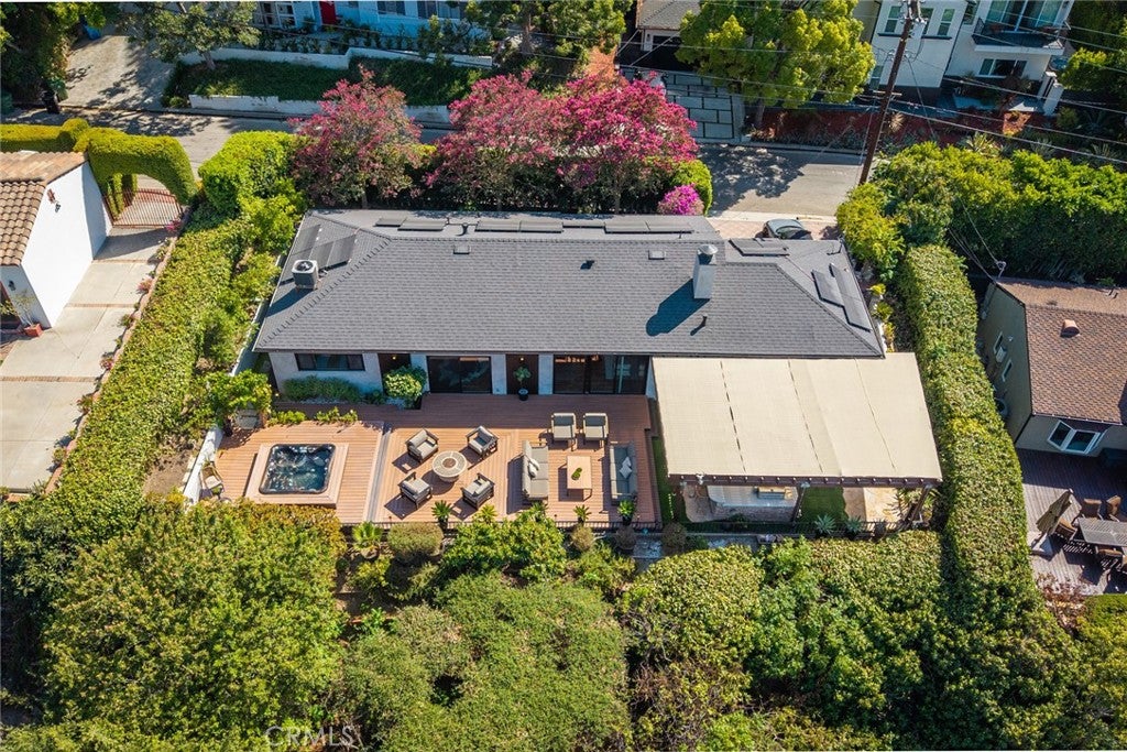 Photo of 3351 Coy DR, Sherman Oaks, CA 91423 (MLS # SR26184179)