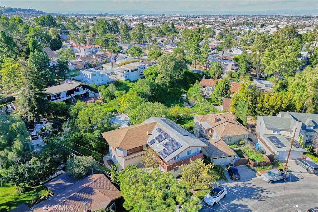 26349 Hillcrest Avenue