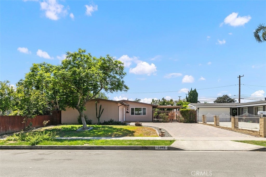 2062 S Rene DR