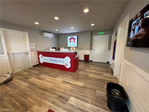 606 W Collins Orange CA 92867