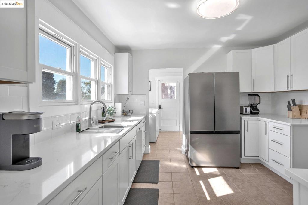 VISTA DE VALLEJO - Residential