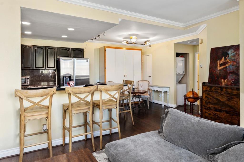 4049 Carmel View Rd 75