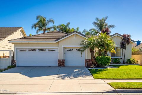 Photo of 408 Grande Street, Oxnard, CA 93036 (MLS # V1-32994)
