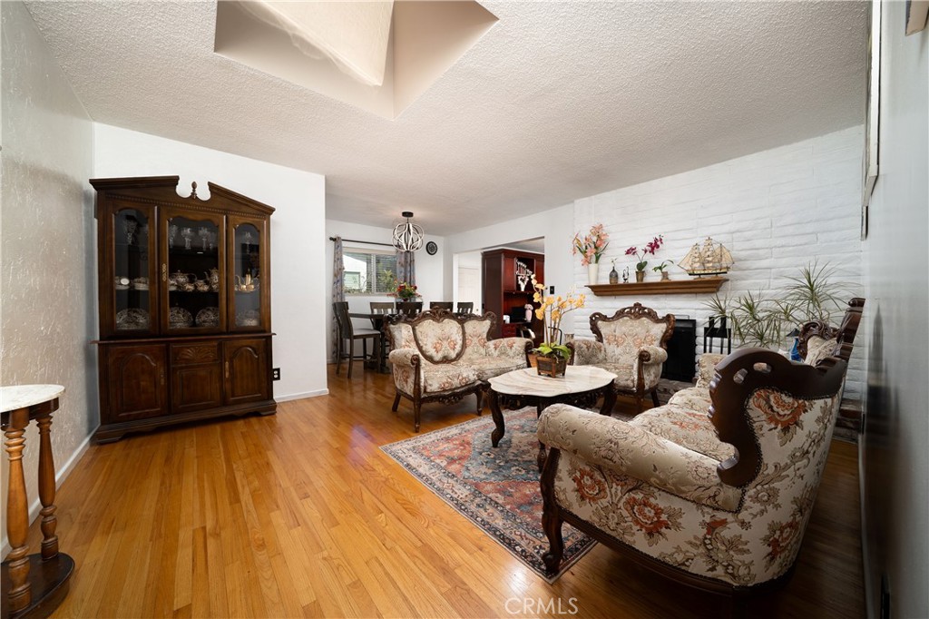 1626 Grove Place