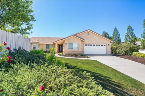Photo of 192 Cardinal Way, Paso Robles, CA 93446 (MLS # NS26083028)