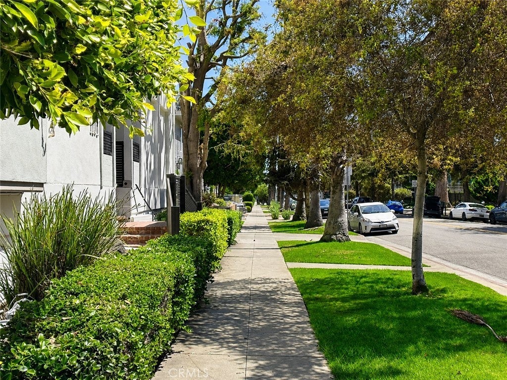 1101 Lincoln Boulevard 1A
