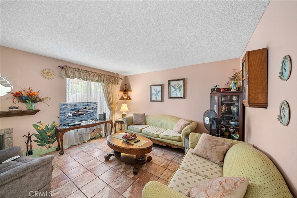 Lakeview Townhomes (LKTH) - Residential