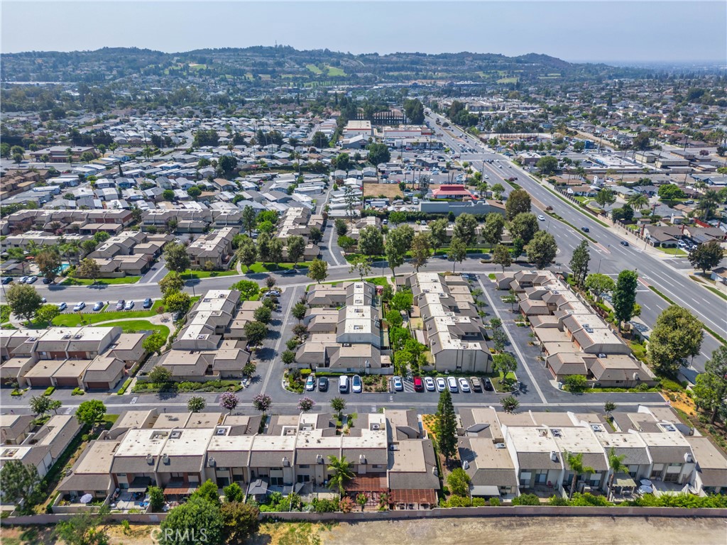 Lakeview Townhomes (LKTH) - Residential