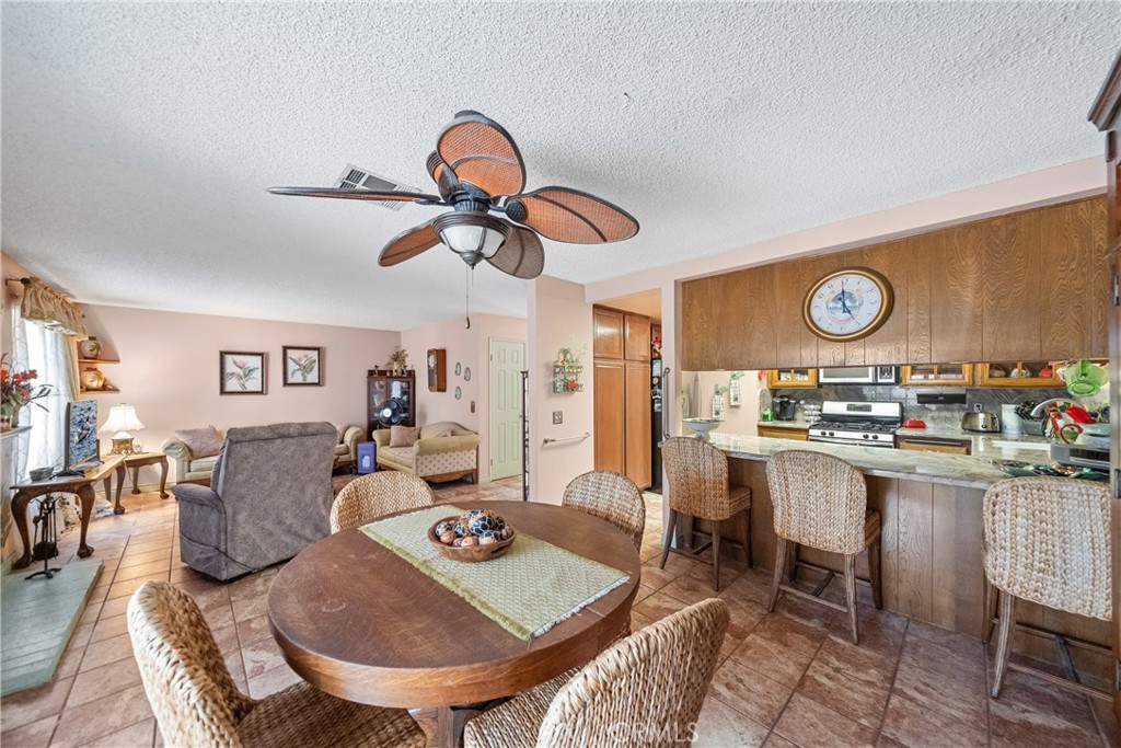 Lakeview Townhomes (LKTH) - Residential