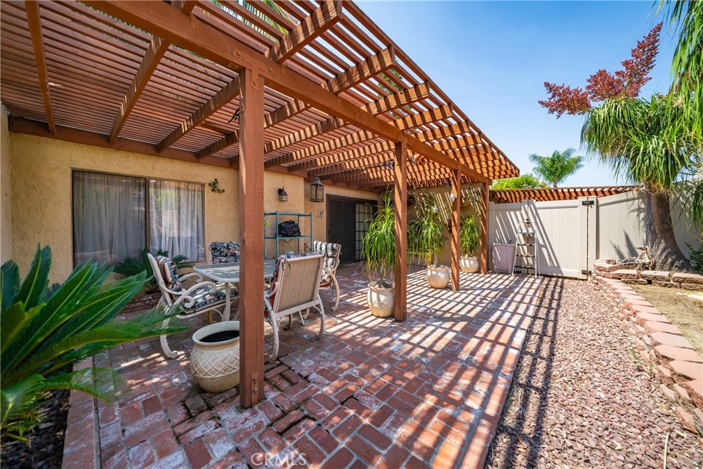 Lakeview Townhomes (LKTH) - Residential