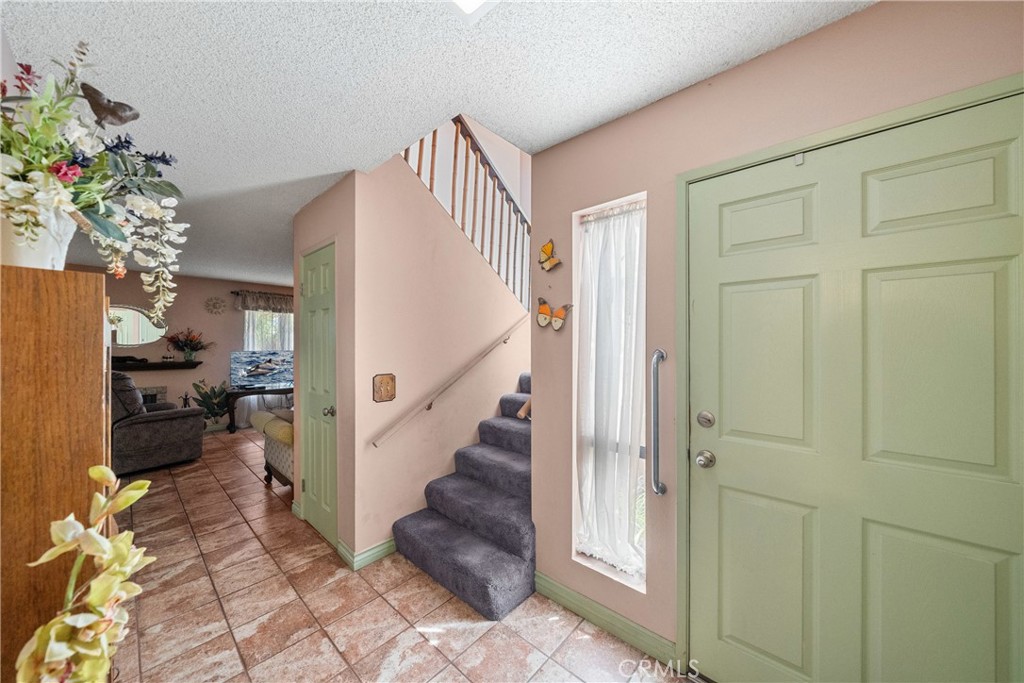 Lakeview Townhomes (LKTH) - Residential