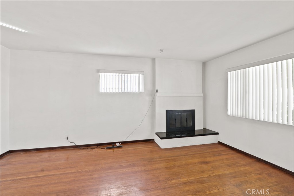 818 Euclid