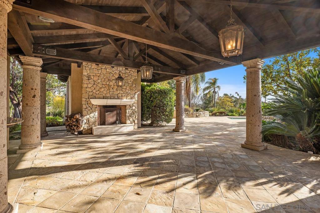 Rancho Santa Fe - Residential