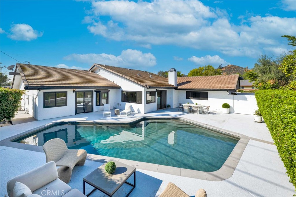 12312 Eveningside Drive