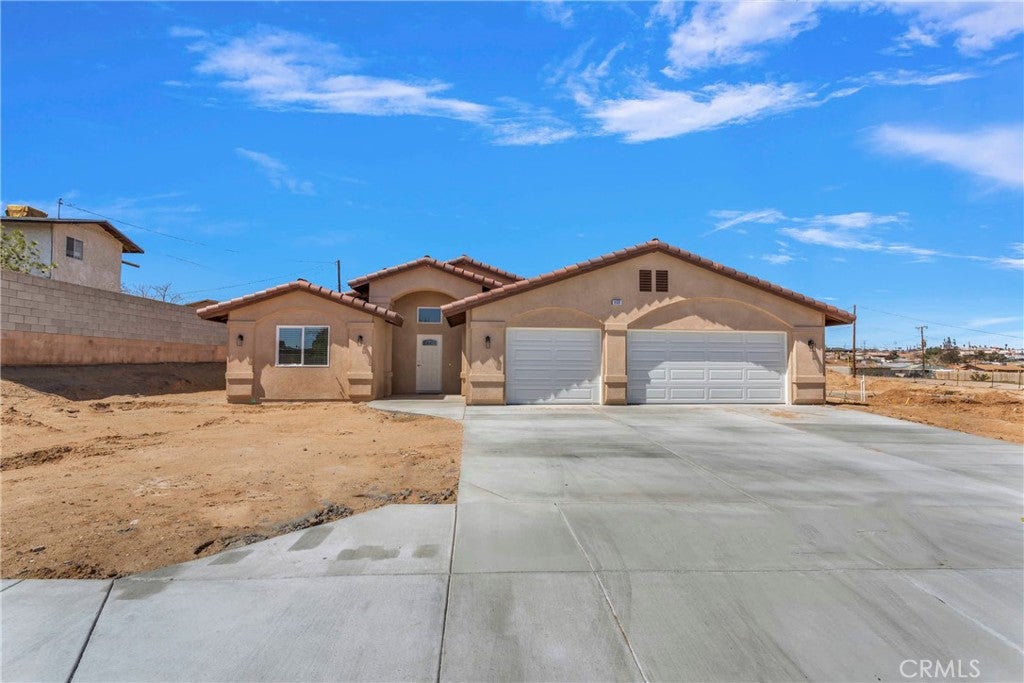 1220 Savanna Drive