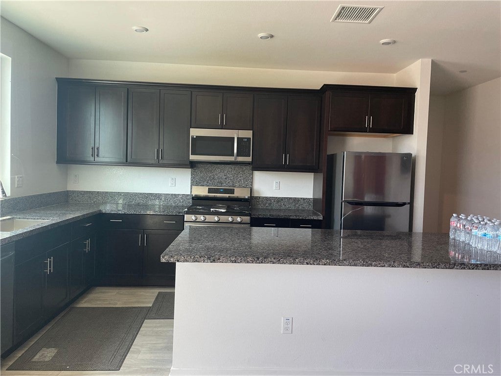 3847 W Bodega Way