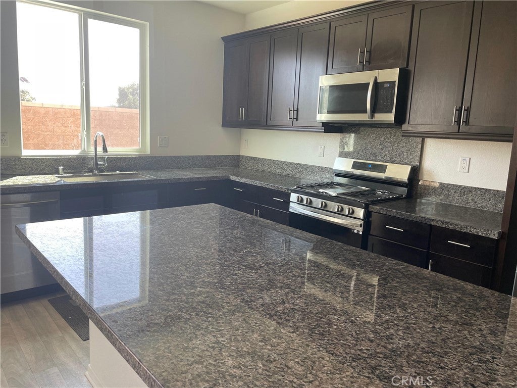 3847 W Bodega Way