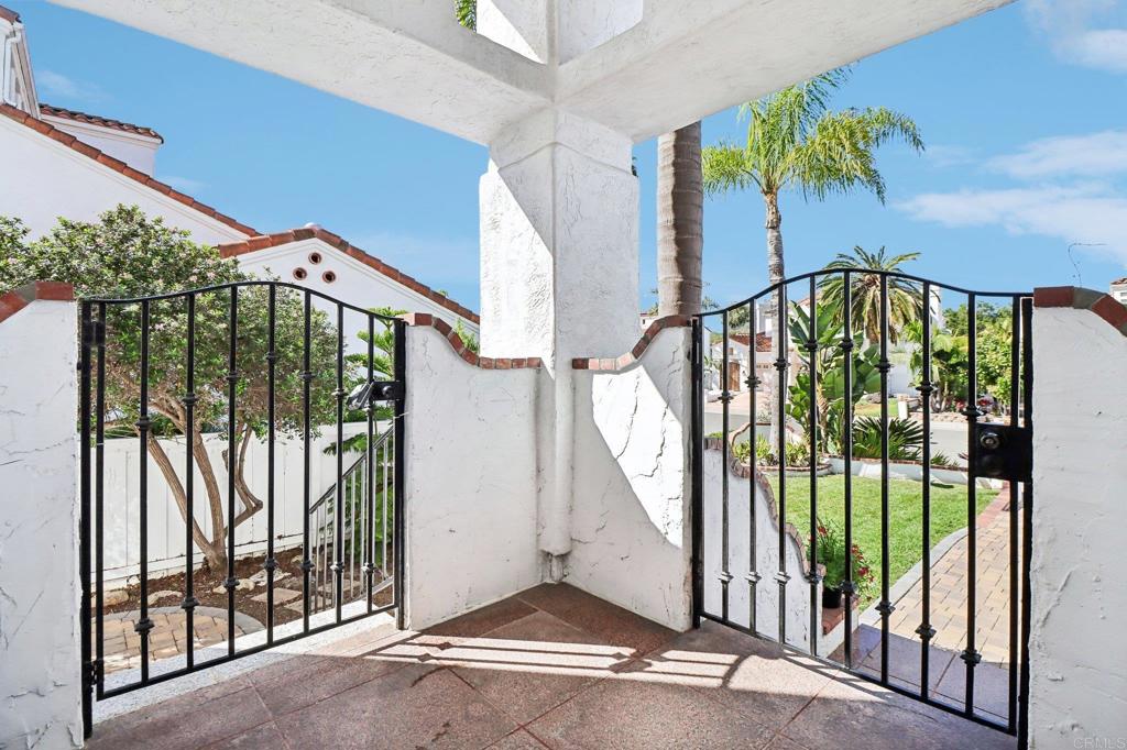 4923 Amador Drive