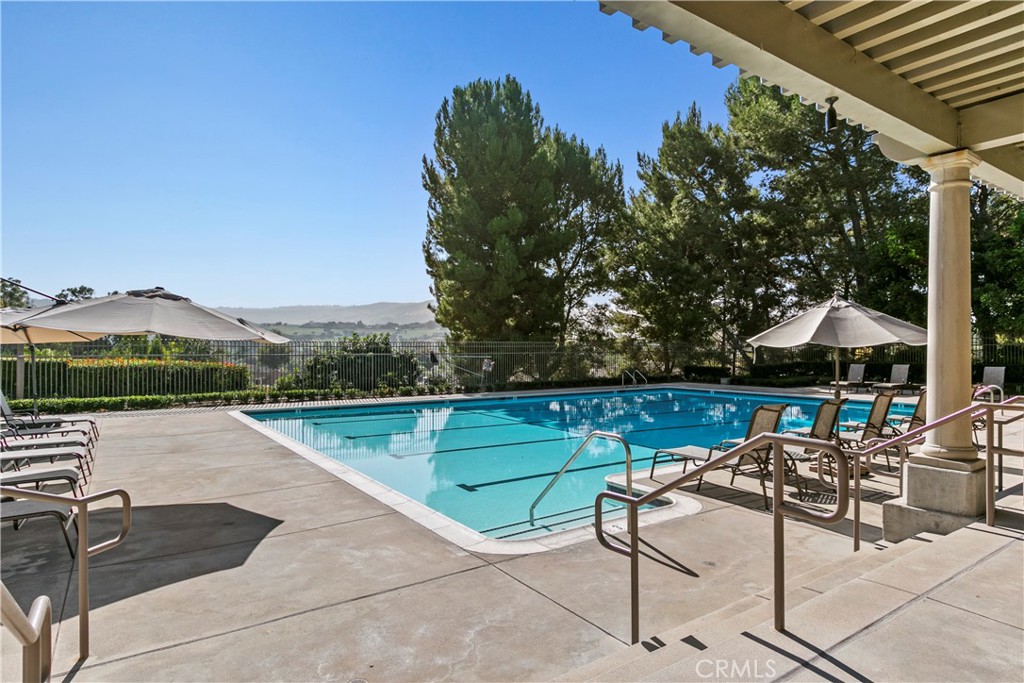 Ridge Townhomes Akins (RA) - Residential Lease