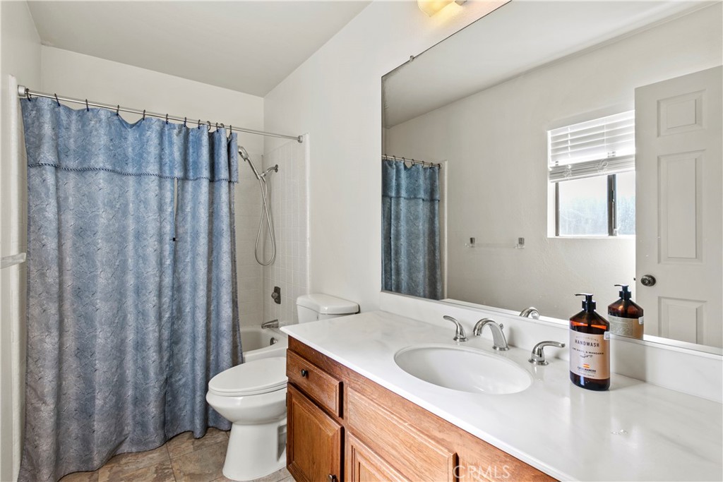 Ridge Townhomes Akins (RA) - Residential Lease