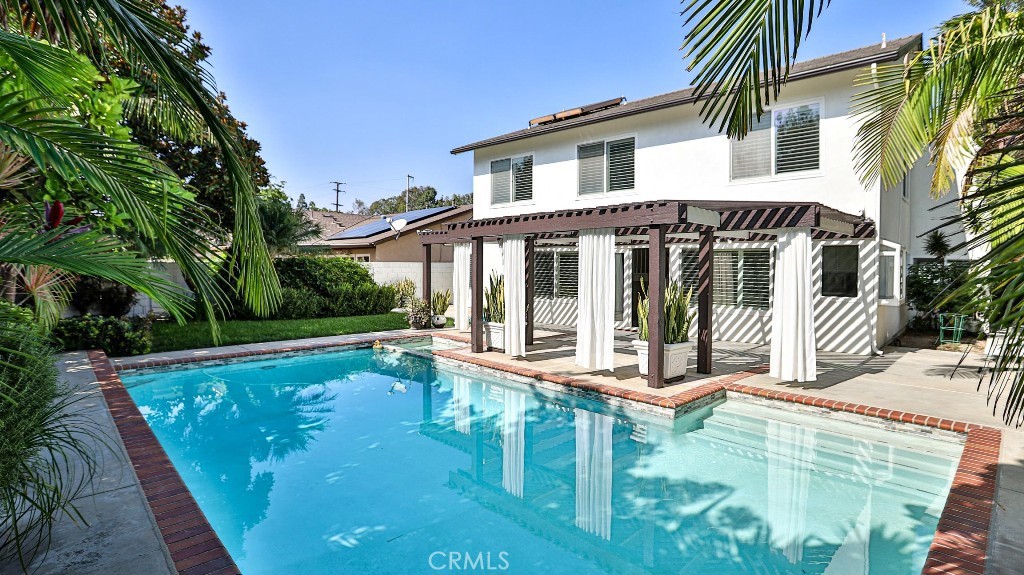 Greenbrook By Larwin (GBLR) - Residential