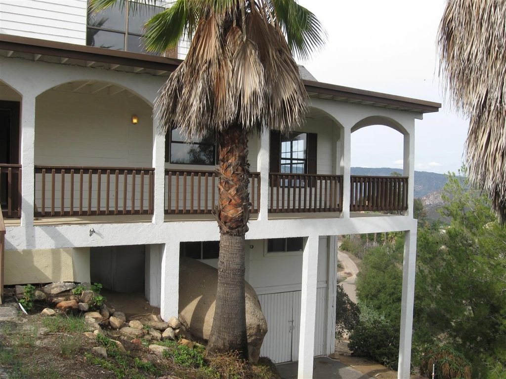 Fantastic View home in Fallbrook, this great property is highlighted by a refurbished home with new carpets and paint, updated kitchen and bath, located on a property with over 3.5 acres, room for horses and an orchard or large garden, all sitting on top of a hill with fantastic views off both sides of the house, close to Ross lake and it a great property for that special buyer Neighborhoods: fallbrook Equipment: Range/Oven Other Fees: 0 Sewer: Septic Installed Topography: RSLP
