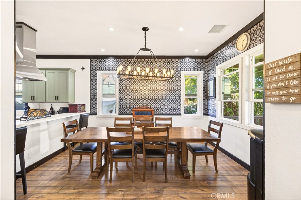 10901 Chestnut Street