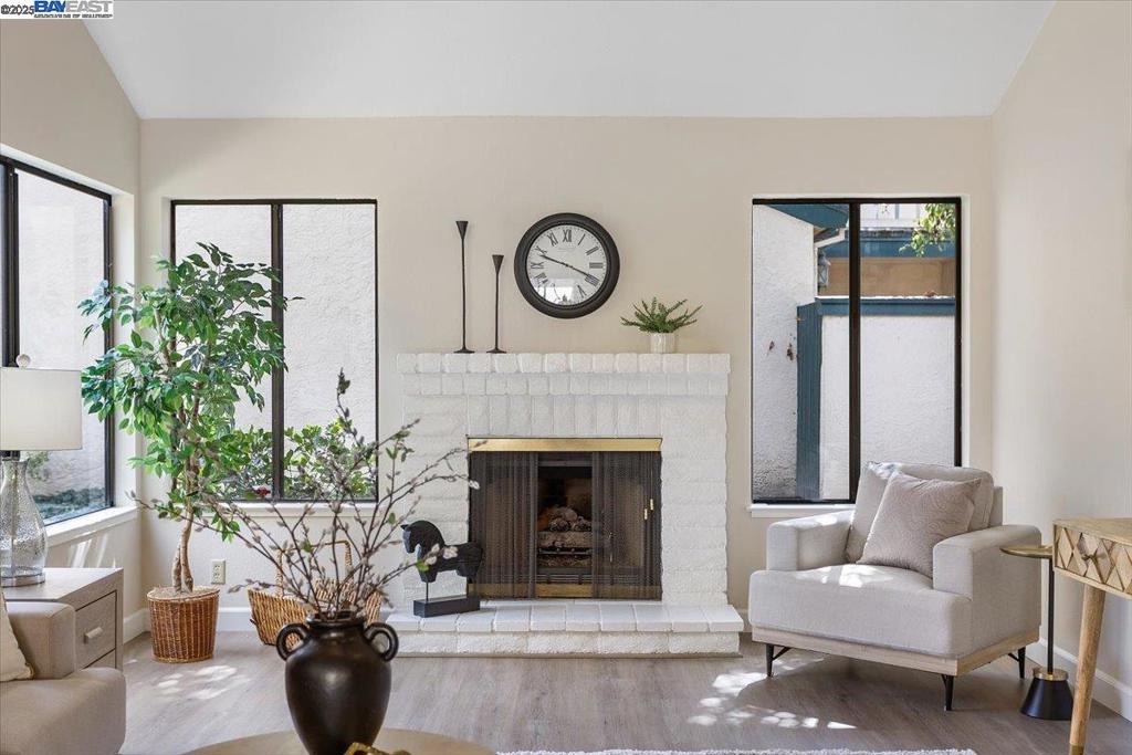 BAYWOOD - Residential