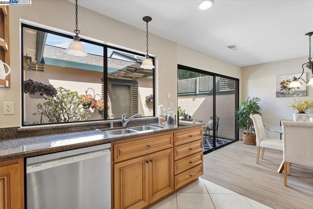 BAYWOOD - Residential