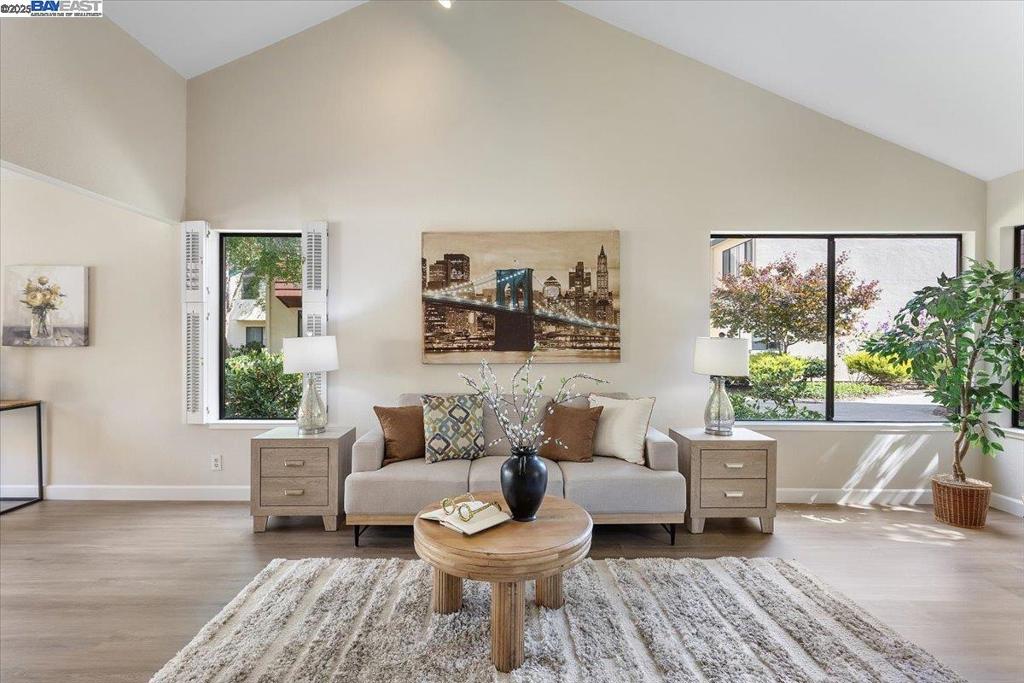 BAYWOOD - Residential