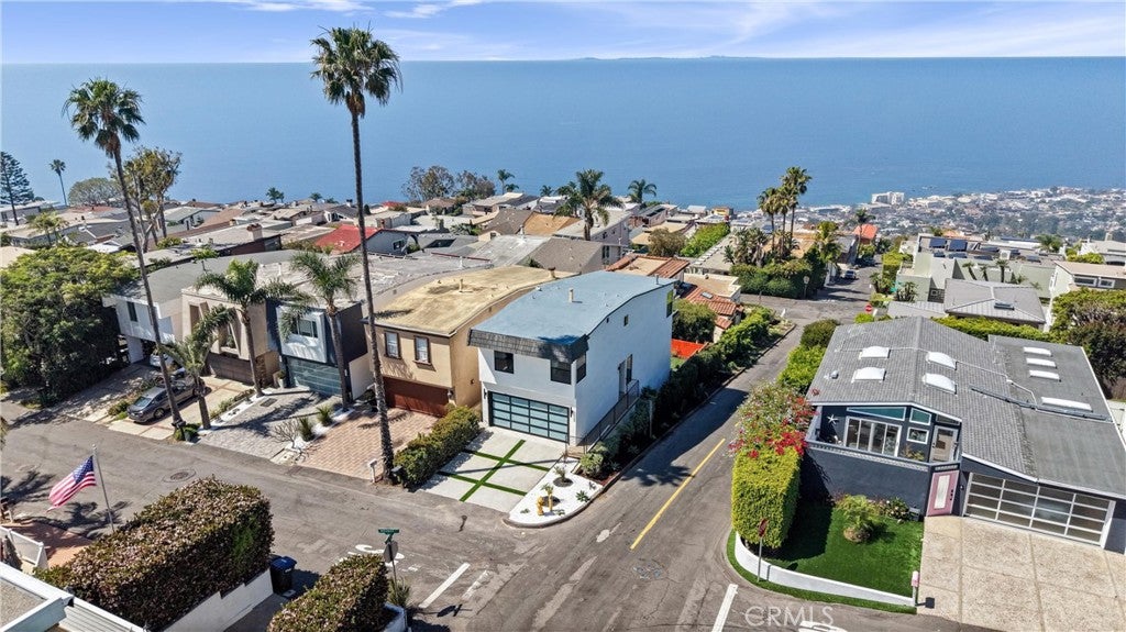 1095 Miramar